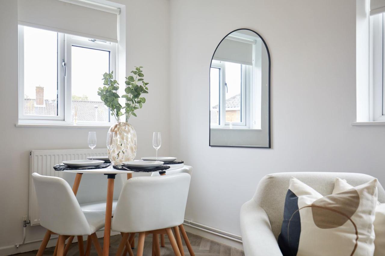 Stylish 2 Bed Apartment With Beautiful Garden Norwich Esterno foto